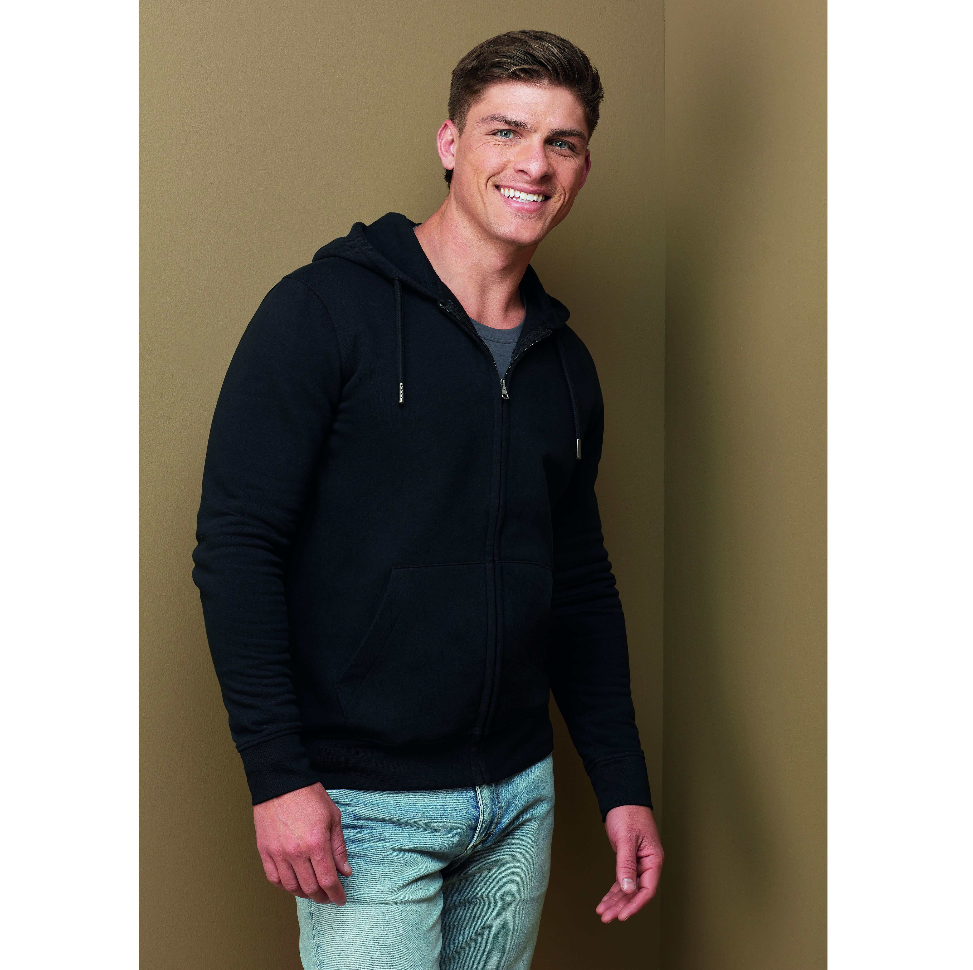 CLASSIC ZIP HOODIE